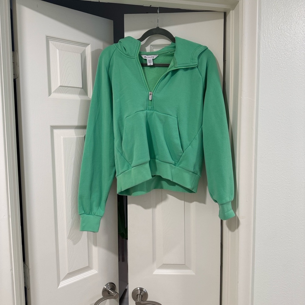 Athleta never worn crop Green Zip-Up Hoodie